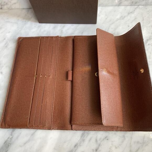 Louis Vuitton Sarah Wallet - Picture 3 of 4